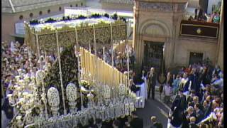 Procesión La Estrella Semana Santa de Sevilla [upl. by Millan]