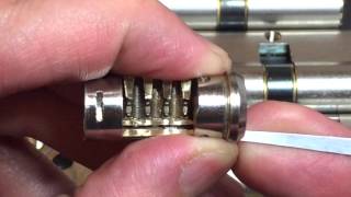 82 How To Pick Locks With Paracentric Keyways [upl. by Jeramie]