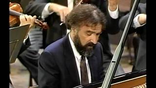 Mozart Piano Concerto No231M 13 Sándor Végh Radu Lupu Vienna Philharmonic [upl. by Reinaldos119]